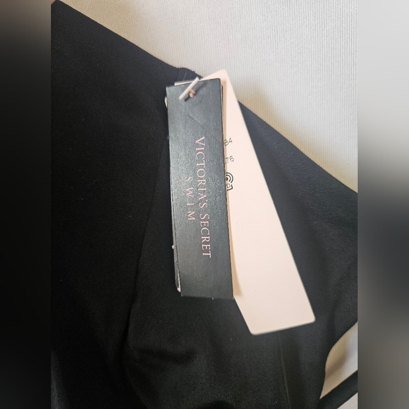 Victoria Secret , XL  One Piece Bathing Suit. - Picture 5 of 8